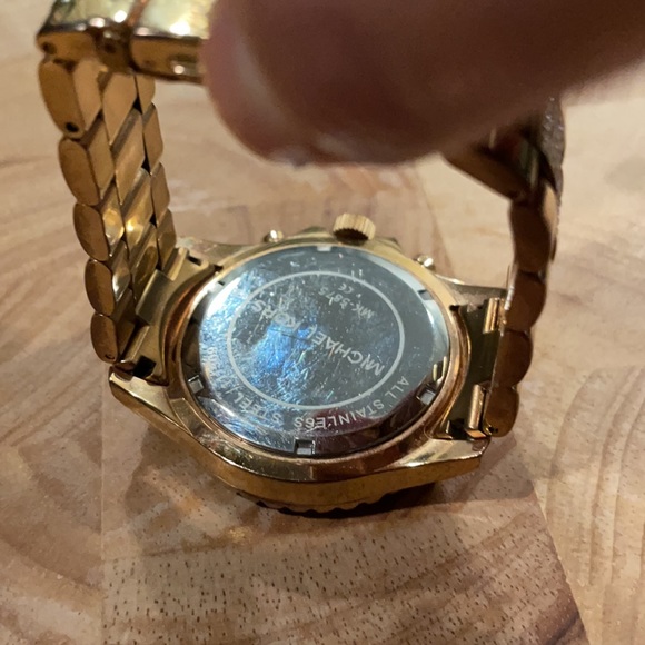 Crystal encrusted Michael Kors watch - Picture 4 of 4